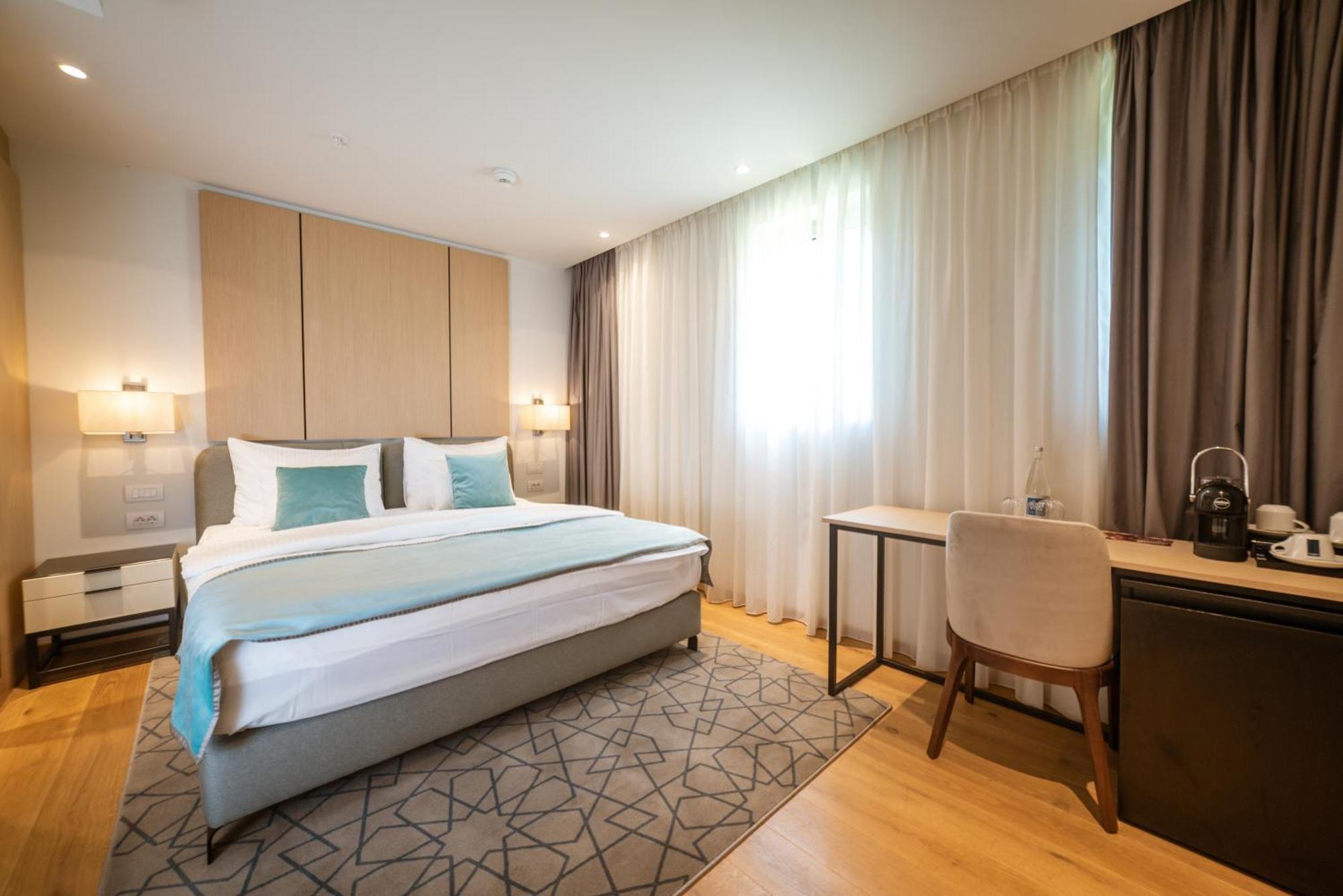 Hotel Imperial Conference & Spa Будва Екстер'єр фото