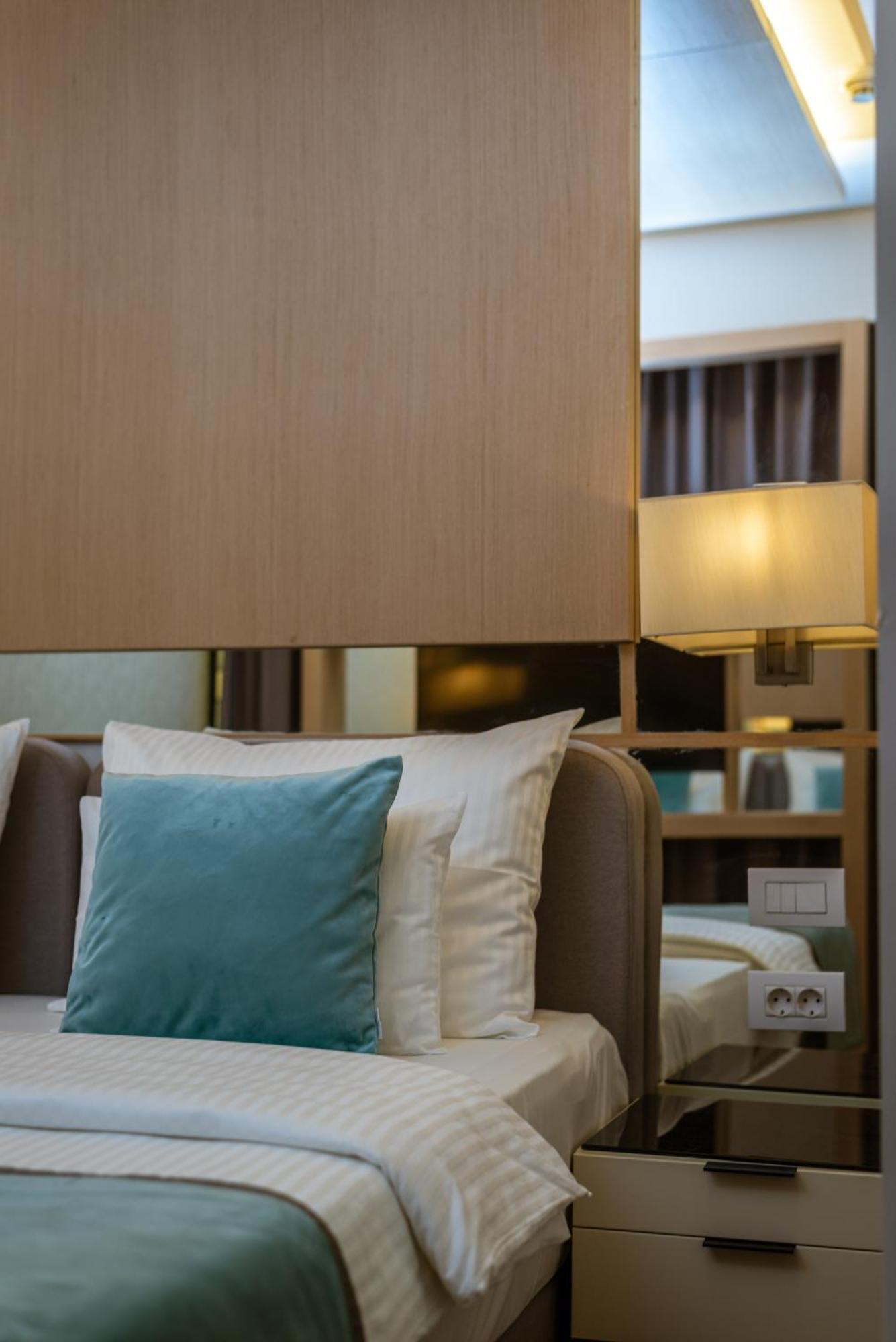 Hotel Imperial Conference & Spa Будва Екстер'єр фото
