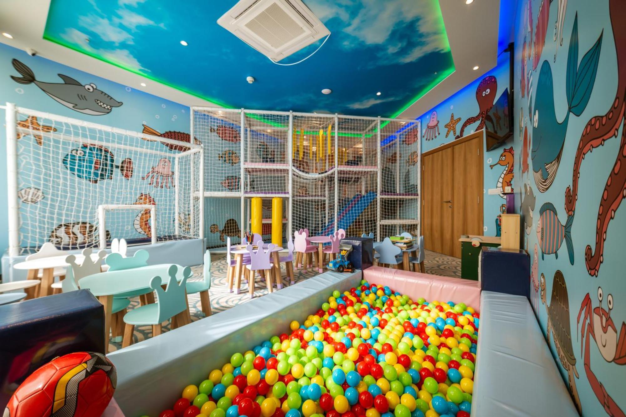Hotel Imperial Conference & Spa Будва Екстер'єр фото